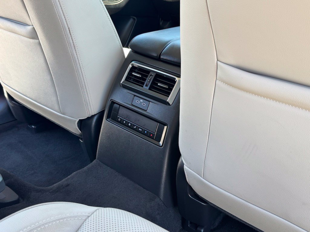 Certified 2024 MAZDA CX-90 Plug-In Hybrid w/ Premium Pkg AWD/4WD image 22