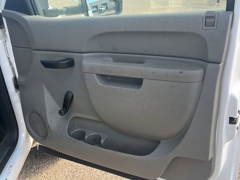 Used 2011 Chevrolet Silverado 3500 W/T image 14