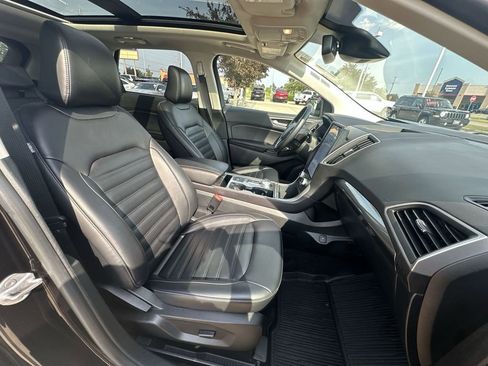 Used 2023 Ford Edge SEL w/ Convenience Package image 28