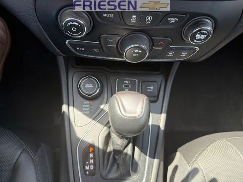 Used 2021 Jeep Cherokee Latitude Lux image 21