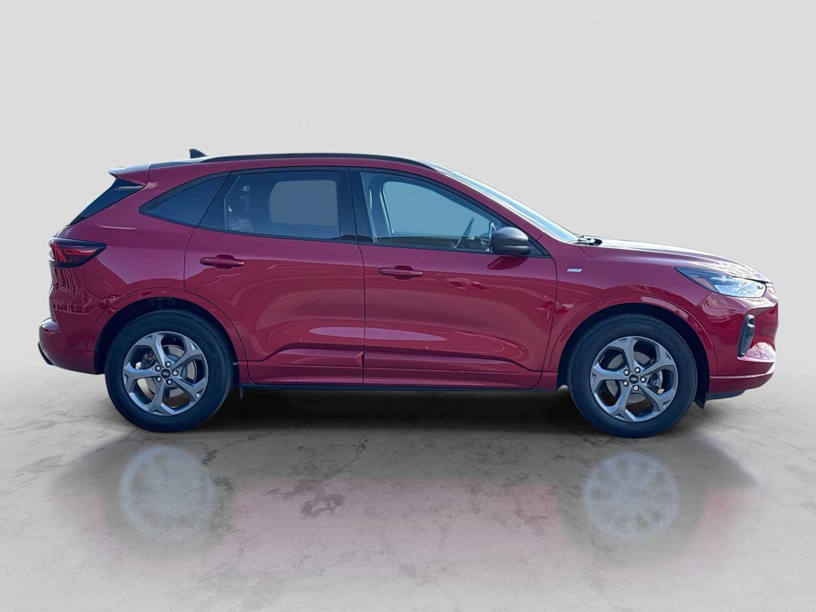 Used 2024 Ford Escape ST-Line w/ Tech Pack #1 AWD/4WD image 7