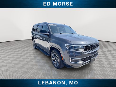 Used 2024 Jeep Wagoneer L Series II w/ Flexible Seating Group AWD/4WD image 2