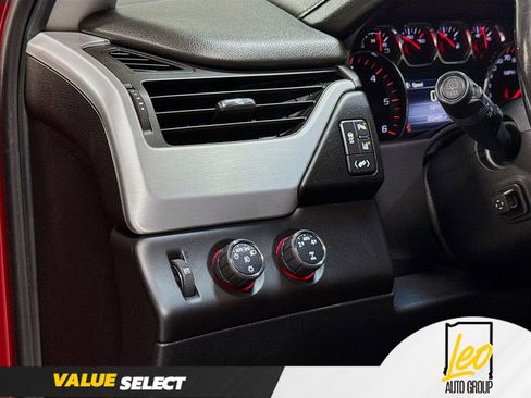 Used 2015 GMC Yukon SLT w/ Open Road Package image 10