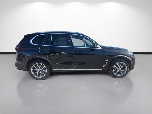 New 2026 BMW X5 sDrive40i w/ Parking Assistance Package image 2