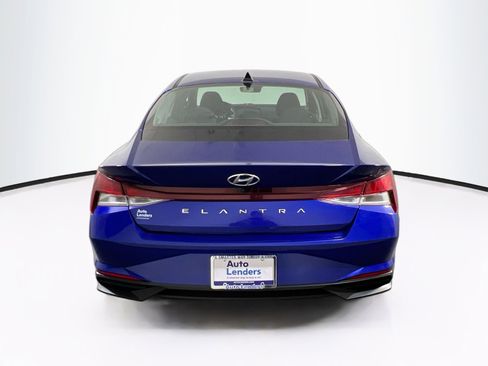 Used 2023 Hyundai Elantra SEL image 6