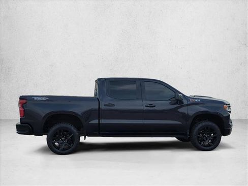 Used 2023 Chevrolet Silverado 1500 LT Trail Boss w/ Protection Package AWD/4WD image 4