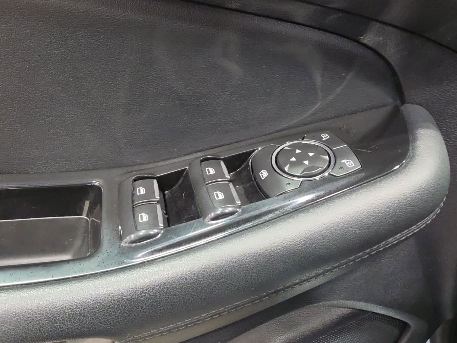 Used 2019 Ford Edge SEL w/ Equipment Group 201A AWD/4WD image 19