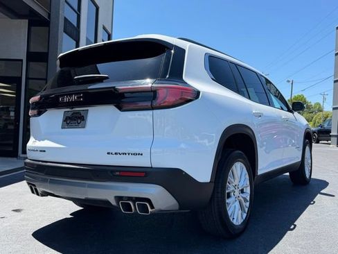 Used 2024 GMC Acadia Elevation AWD/4WD image 22