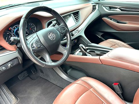 Used 2019 Buick Enclave Avenir w/ Avenir Technology Package image 12