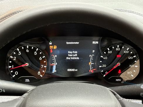 Used 2024 Jeep Compass Latitude AWD/4WD image 36