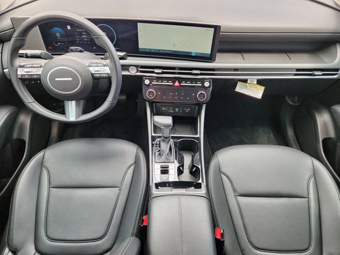 Used 2025 Hyundai Tucson SEL FWD image 25