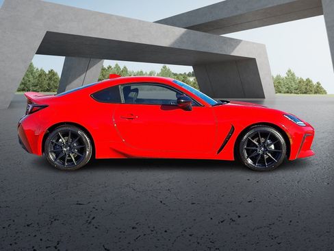 Certified 2023 Toyota GR86 Premium image 7