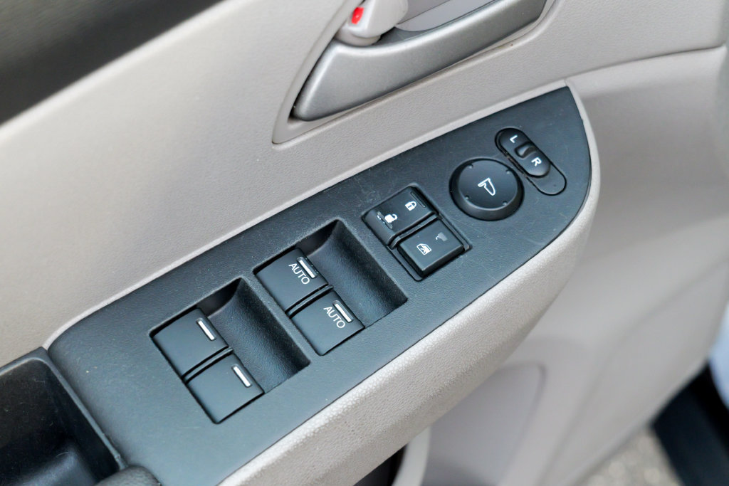 Used 2013 Honda Odyssey EX image 17