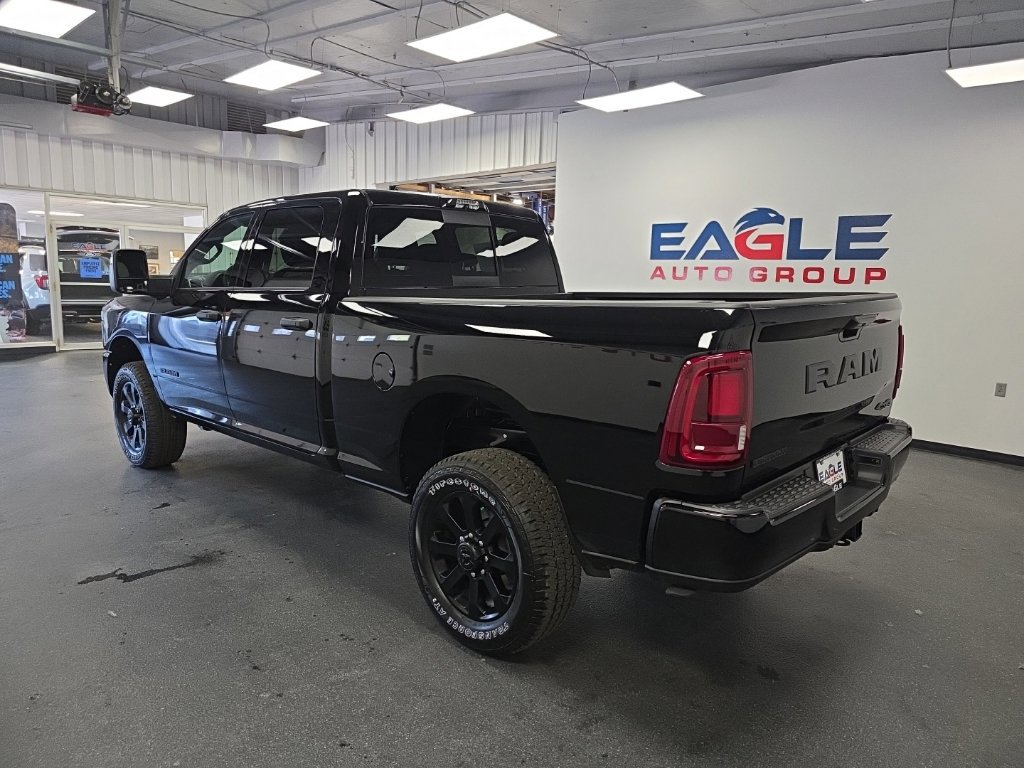 New 2026 RAM 2500 Big Horn AWD/4WD image 8