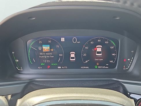 Certified 2025 Honda Accord Touring image 30