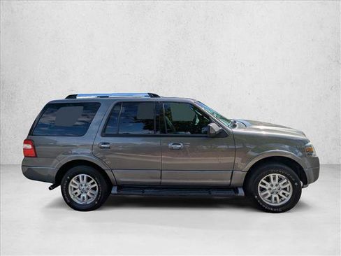 Used 2014 Ford Expedition Limited image 4