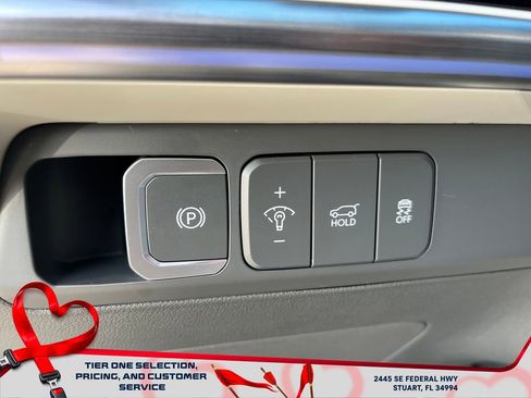 Used 2025 Hyundai Santa Fe Calligraphy image 12