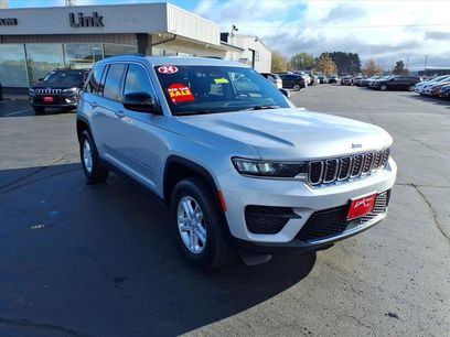 Used 2024 Jeep Grand Cherokee Laredo