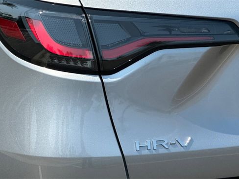 New 2026 Honda HR-V LX image 29