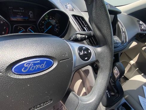 Used 2015 Ford Escape SE w/ Equipment Group 201A FWD image 27
