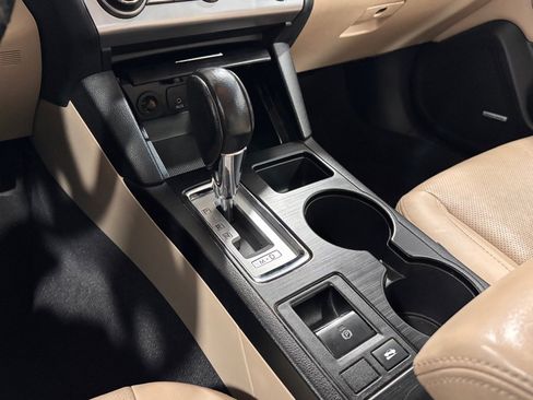 Used 2016 Subaru Legacy 2.5i Limited image 17