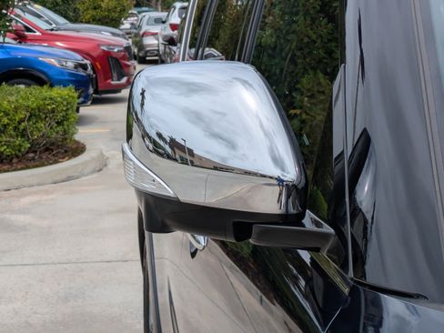 Used 2022 INFINITI QX80 Sensory w/ Cargo Package AWD/4WD image 8