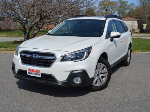 Used 2019 Subaru Outback 2.5i Premium image 3