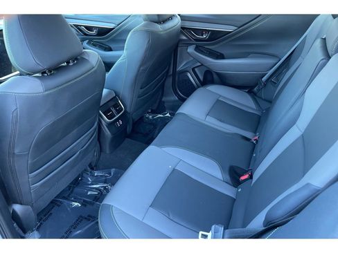 Used 2025 Subaru Outback Onyx Edition image 14