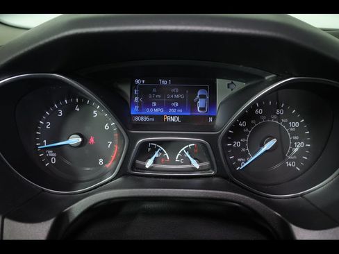 Used 2015 Ford Focus SE FWD image 17