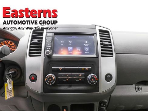 Used 2019 Nissan Frontier S image 12