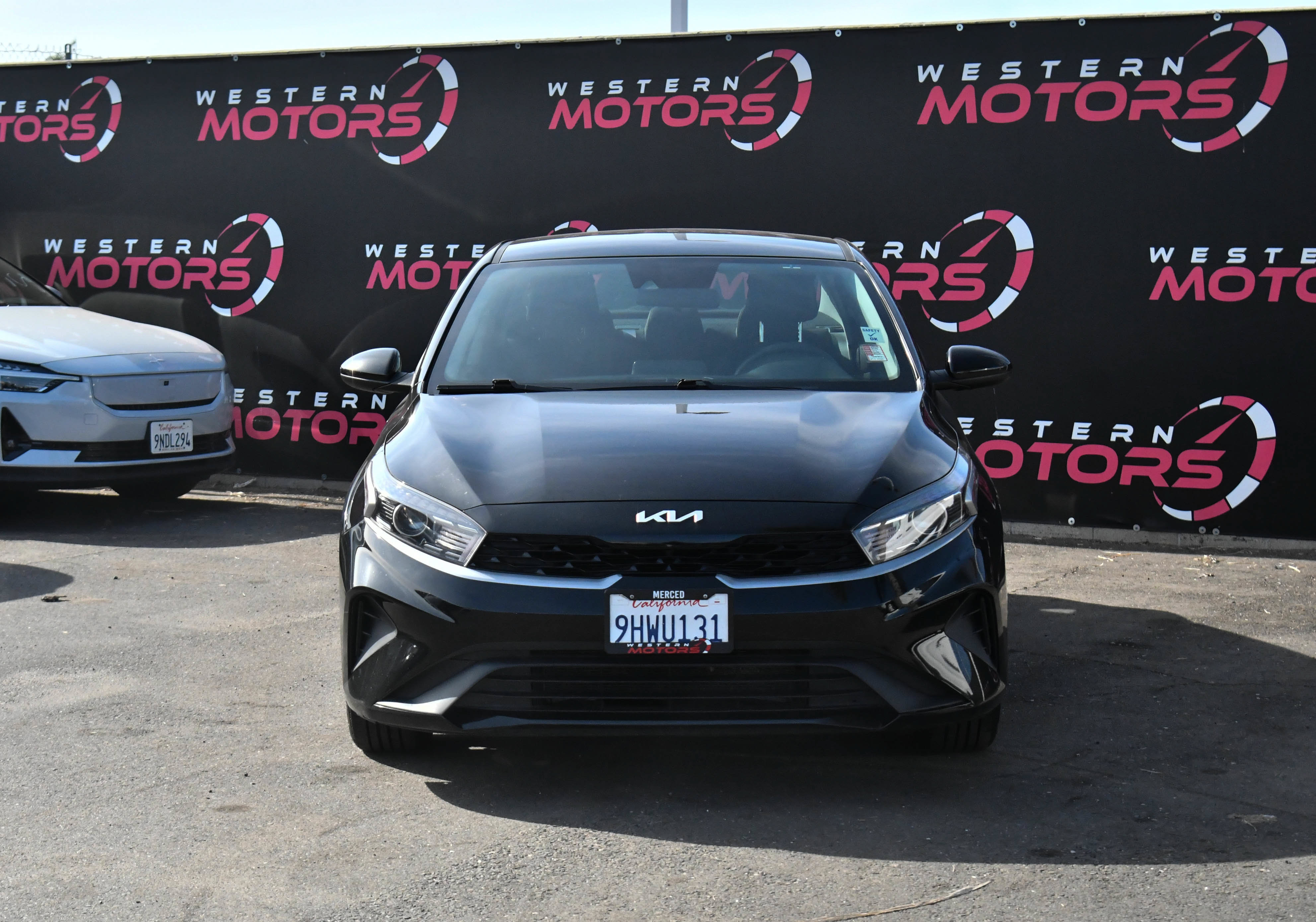 Used 2023 Kia Forte LXS FWD image 2