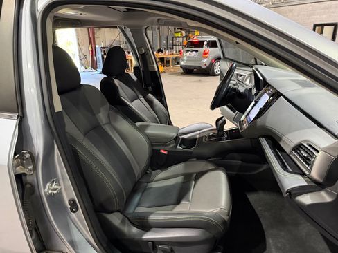 Used 2021 Subaru Outback Onyx Edition XT AWD/4WD image 27
