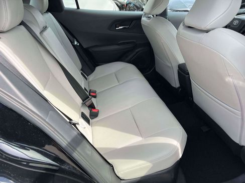 Used 2023 Toyota Prius Limited AWD/4WD image 9