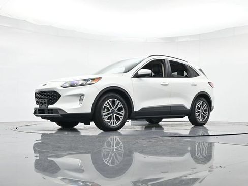 Used 2020 Ford Escape SEL FWD image 38