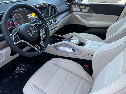 Used 2026 Mercedes-Benz GLE 450 4MATIC image 4