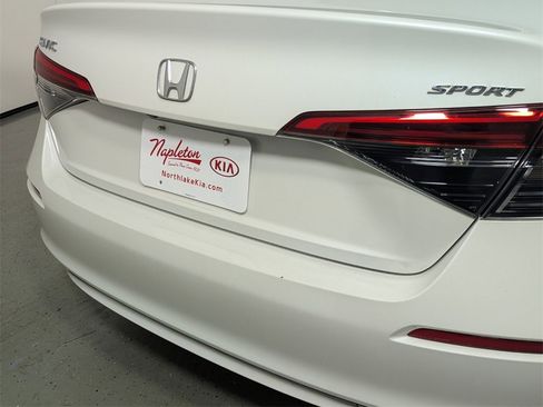 Used 2023 Honda Civic Sport image 8