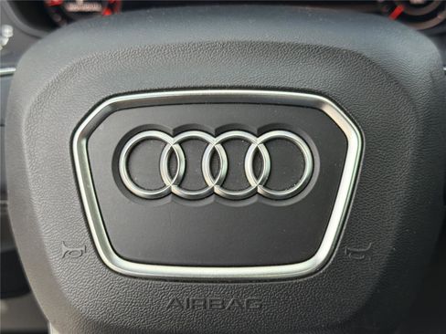 Used 2019 Audi Q5 2.0T Premium Plus w/ Premium Plus Package AWD/4WD image 24
