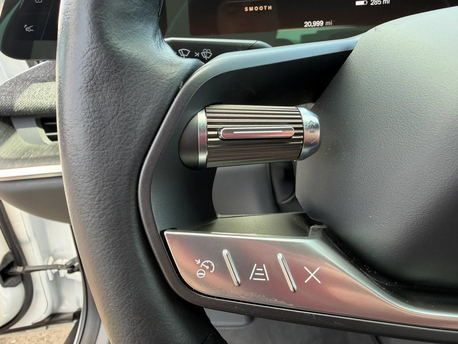 Used 2024 Lucid Air Touring AWD/4WD image 16
