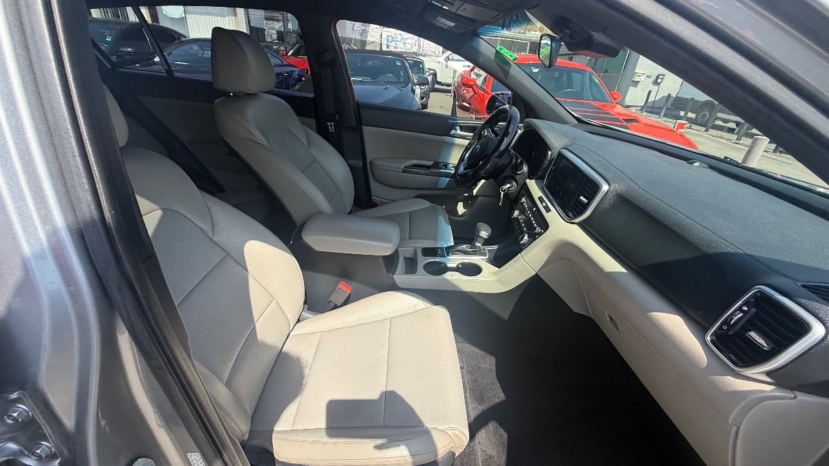 Used 2021 Kia Sportage S FWD image 17