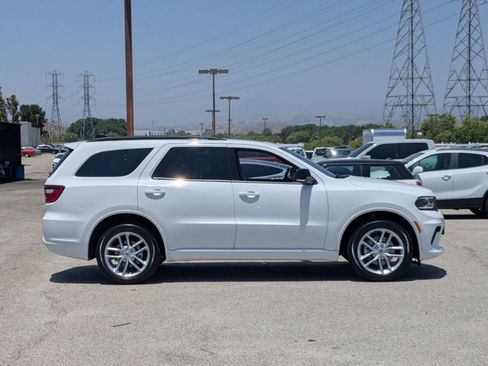 Used 2024 Dodge Durango GT AWD/4WD image 4