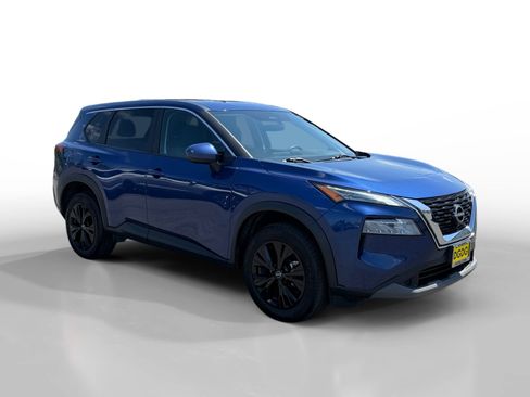 Used 2023 Nissan Rogue SV FWD image 7