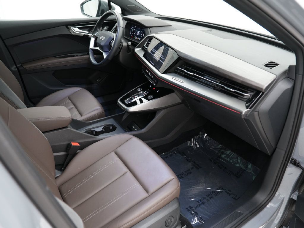 Used 2023 Audi Q4 e-tron Premium Plus w/ Premium Plus AWD/4WD image 25
