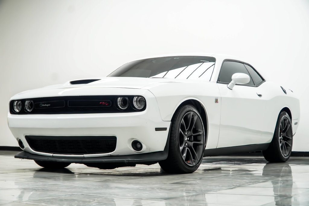 Used 2021 Dodge Challenger R/T Scat Pack RWD image 12