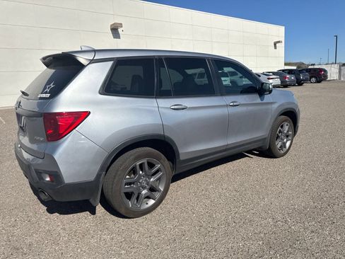 Used 2023 Honda Passport EX-L image 5