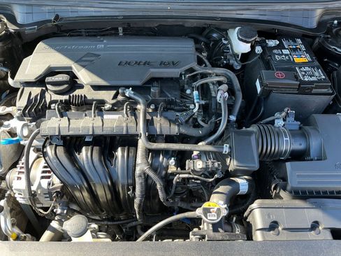 Used 2025 Kia K4 LXS image 28