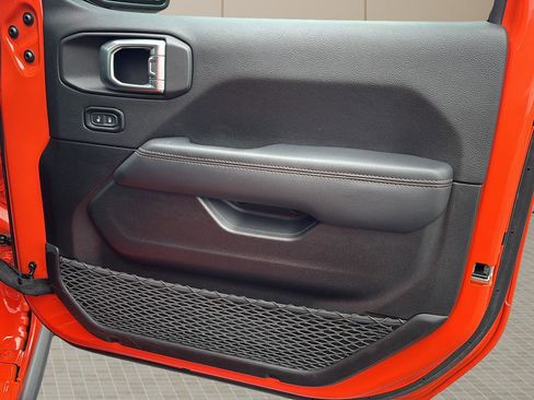 Used 2023 Jeep Wrangler Unlimited Rubicon 392 w/ Trailer Tow Package image 38