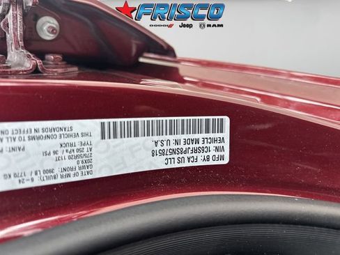 Used 2025 RAM 1500 Laramie AWD/4WD image 24