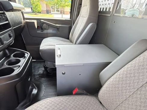 Used 2025 Chevrolet Express 2500 w/ Driver Convenience Package RWD image 20