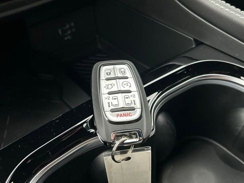 New 2026 Chrysler Pacifica Limited w/ S Appearance Package image 47