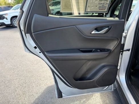 Used 2019 Chevrolet Blazer Premier w/ Driver Confidence II Package FWD image 13